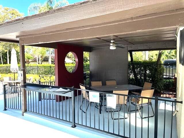 STRATHMORE GATE I UNIT TW - Residential