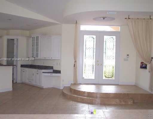 FOX HOLLOW - Residential