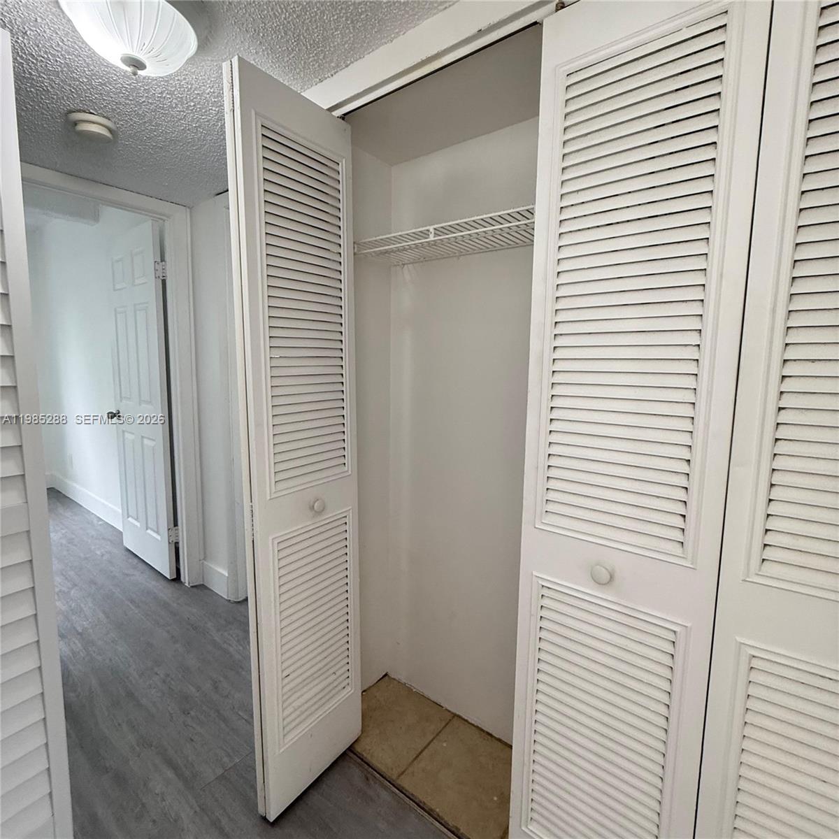 VILLAGE TOWNHOUSE-POMPANO - Residential Lease