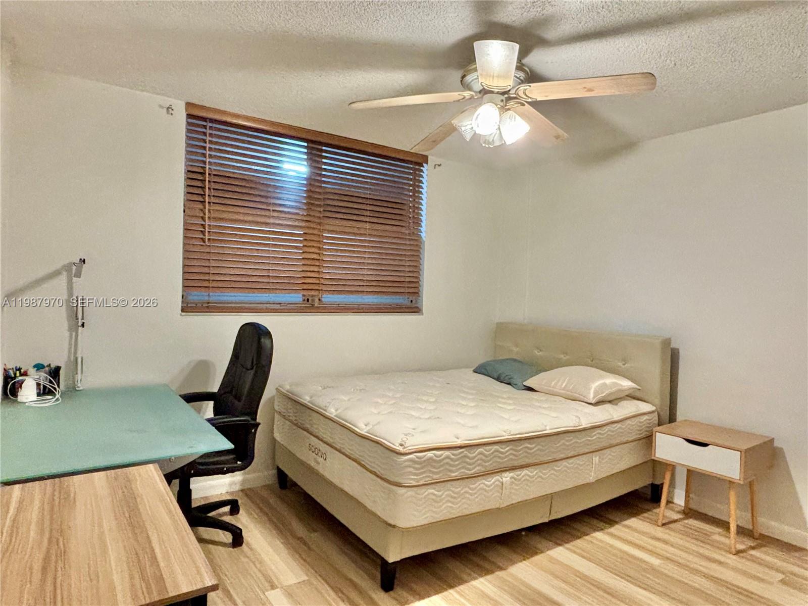 EASTERN SHORES WHITE HOUS - Residential