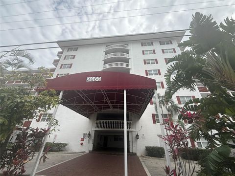 3660 NE 166th St 415 North Miami Beach FL 33160