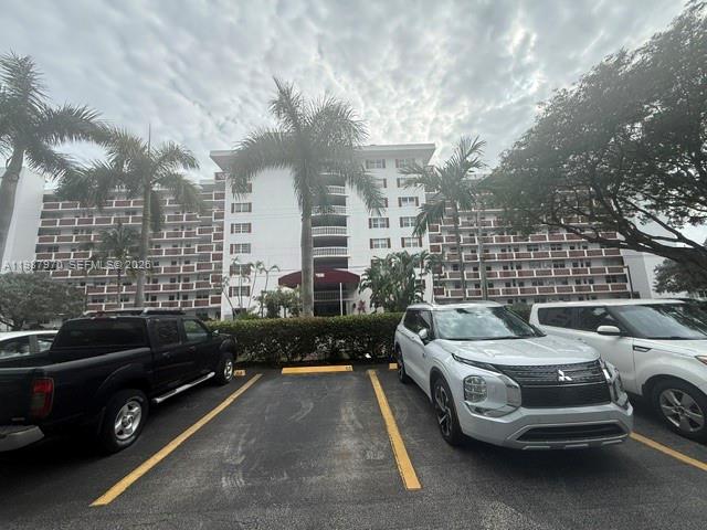 EASTERN SHORES WHITE HOUS - Residential