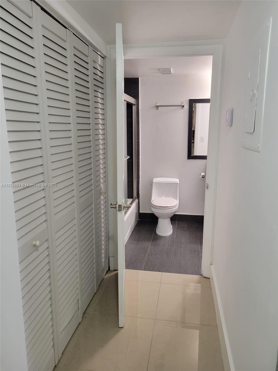 GREENWICH PH I CONDO - Residential