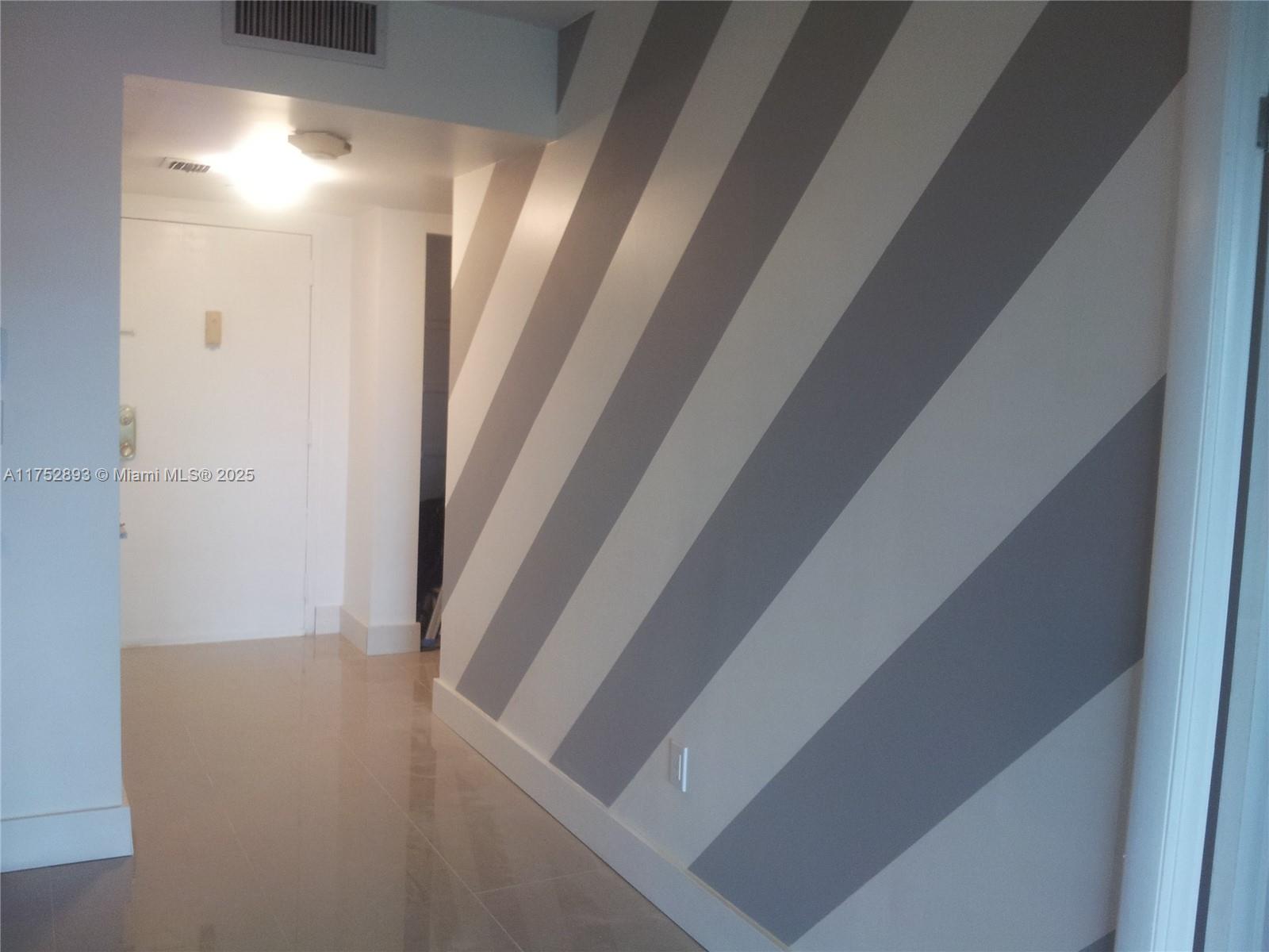 GREENWICH PH I CONDO - Residential