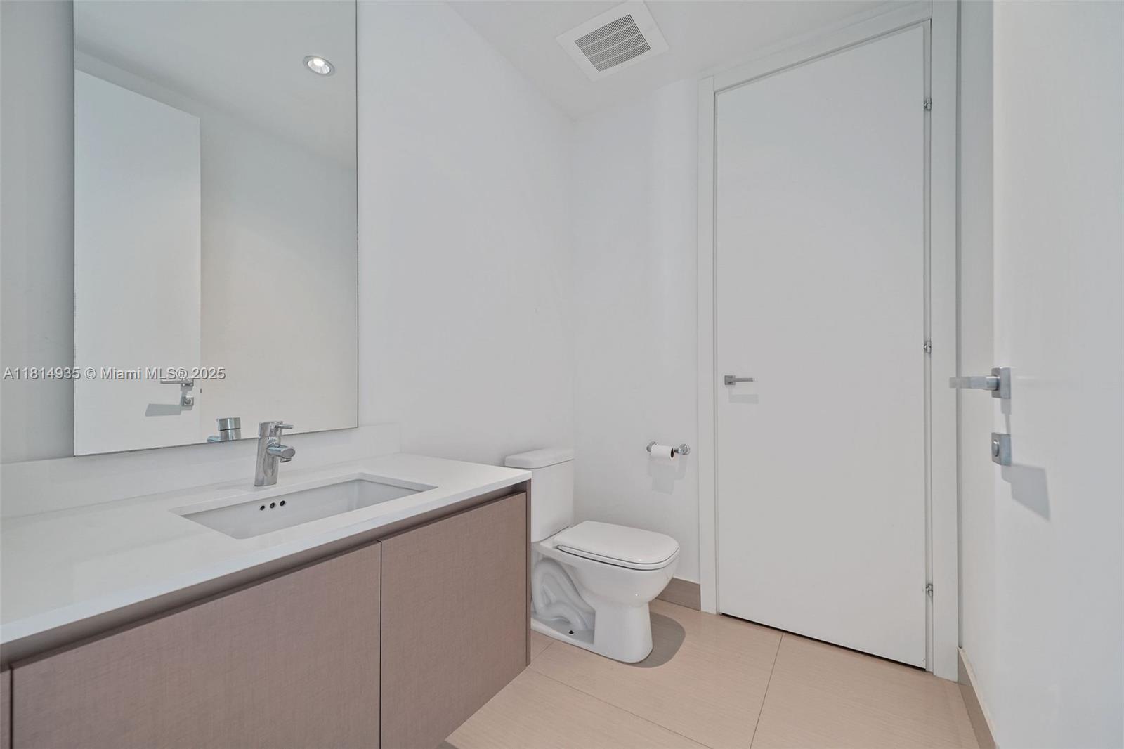 ECHO CONDO - Residential