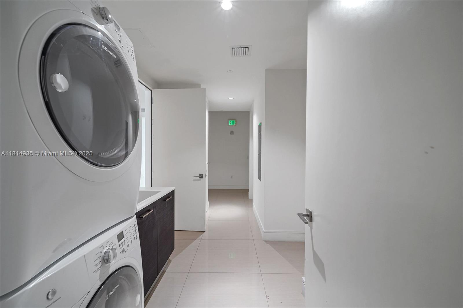 ECHO CONDO - Residential