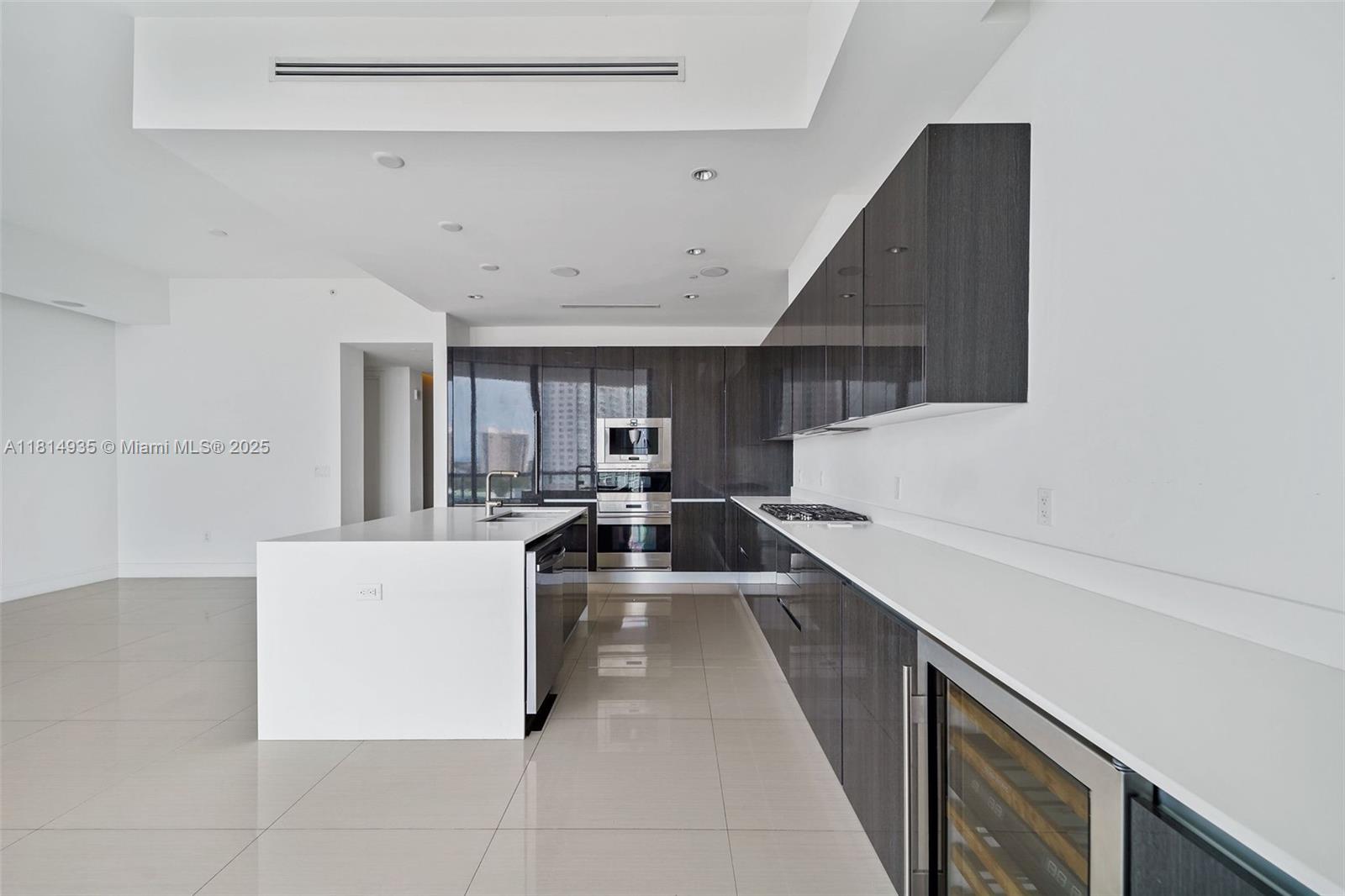 ECHO CONDO - Residential