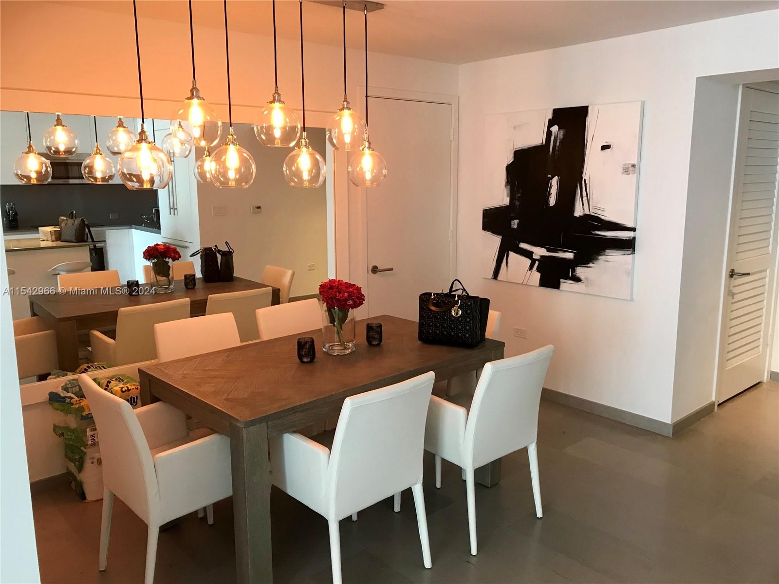 REACH CONDO - Residential