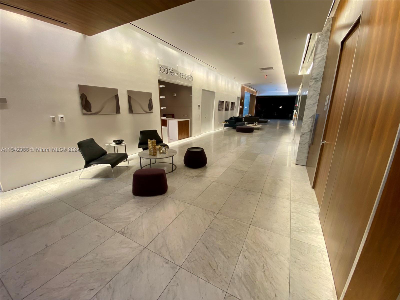 REACH CONDO - Residential