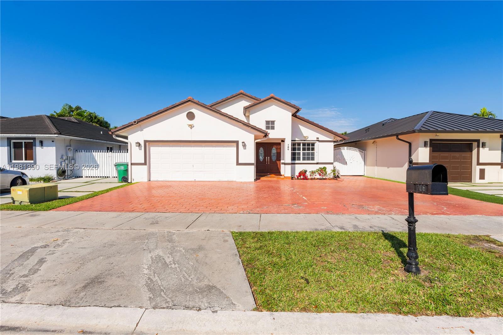 SUPERIOR HOMES ESTATES - Residential