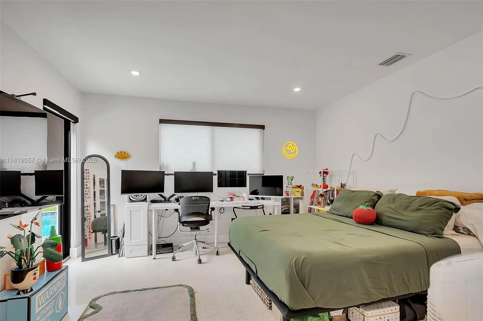 Palmetto Bay, Florida 33158, United States, 4 Bedrooms Bedrooms, ,3 BathroomsBathrooms,Residential,Active,148566