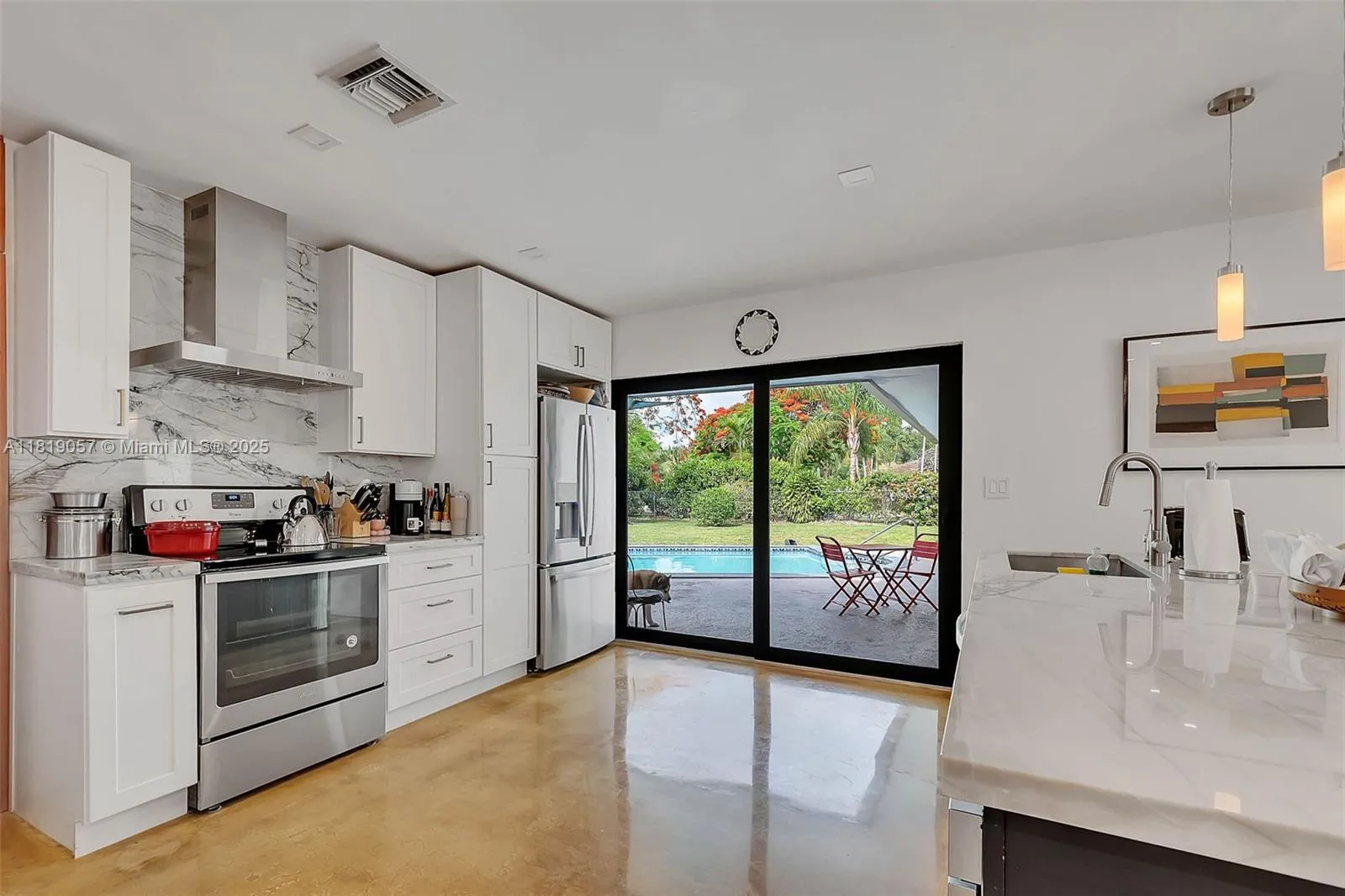 Palmetto Bay, Florida 33158, United States, 4 Bedrooms Bedrooms, ,3 BathroomsBathrooms,Residential,Active,148566