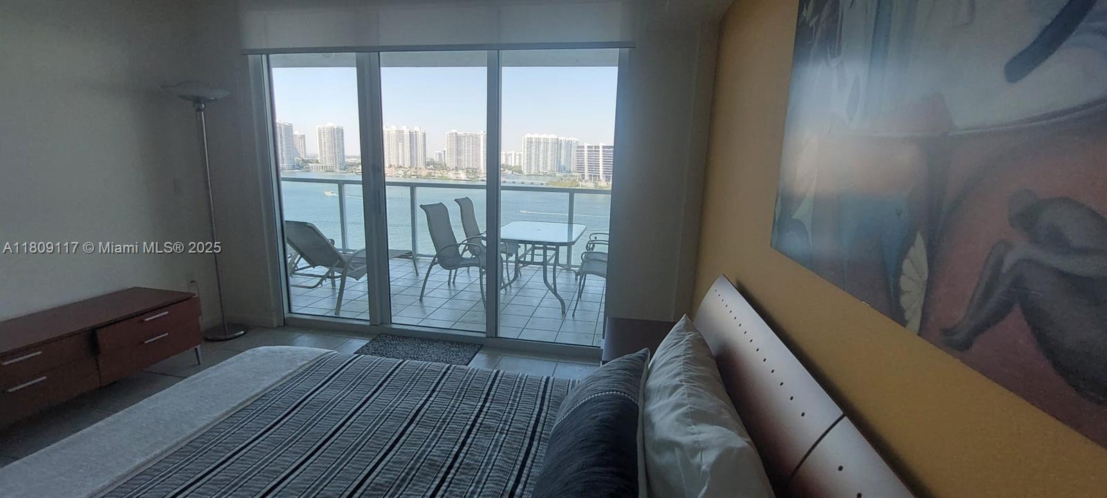 MARINA BAY CLUB CONDO HOT - Residential