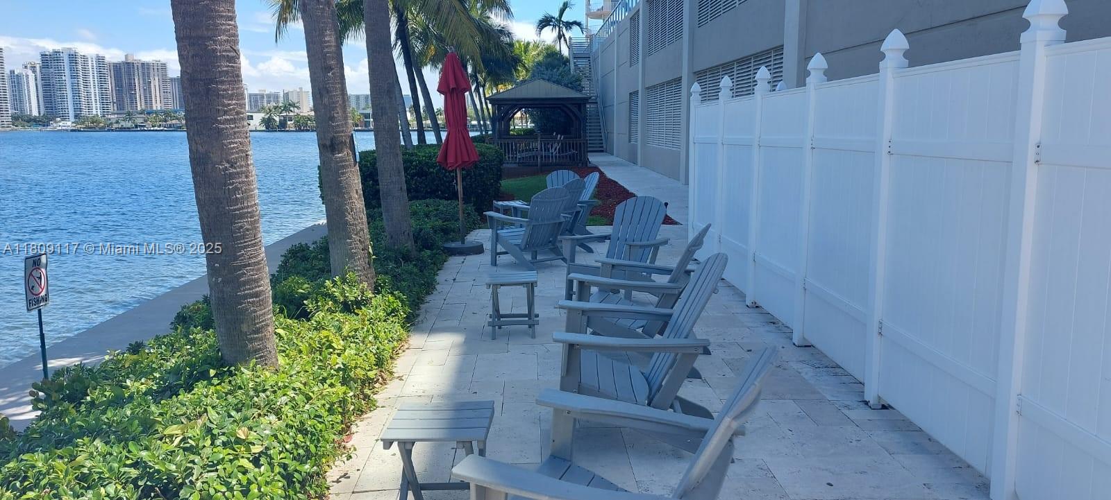 MARINA BAY CLUB CONDO HOT - Residential