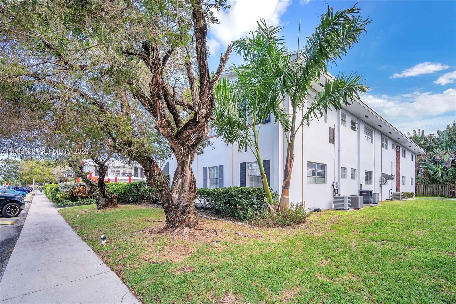 1100 Atlantic Shores Blvd 405