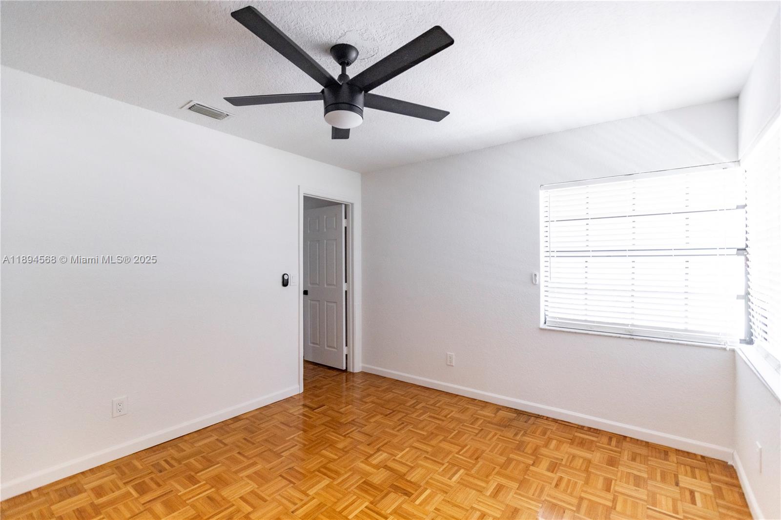 COUNTRY ADDRESS - Residential Lease