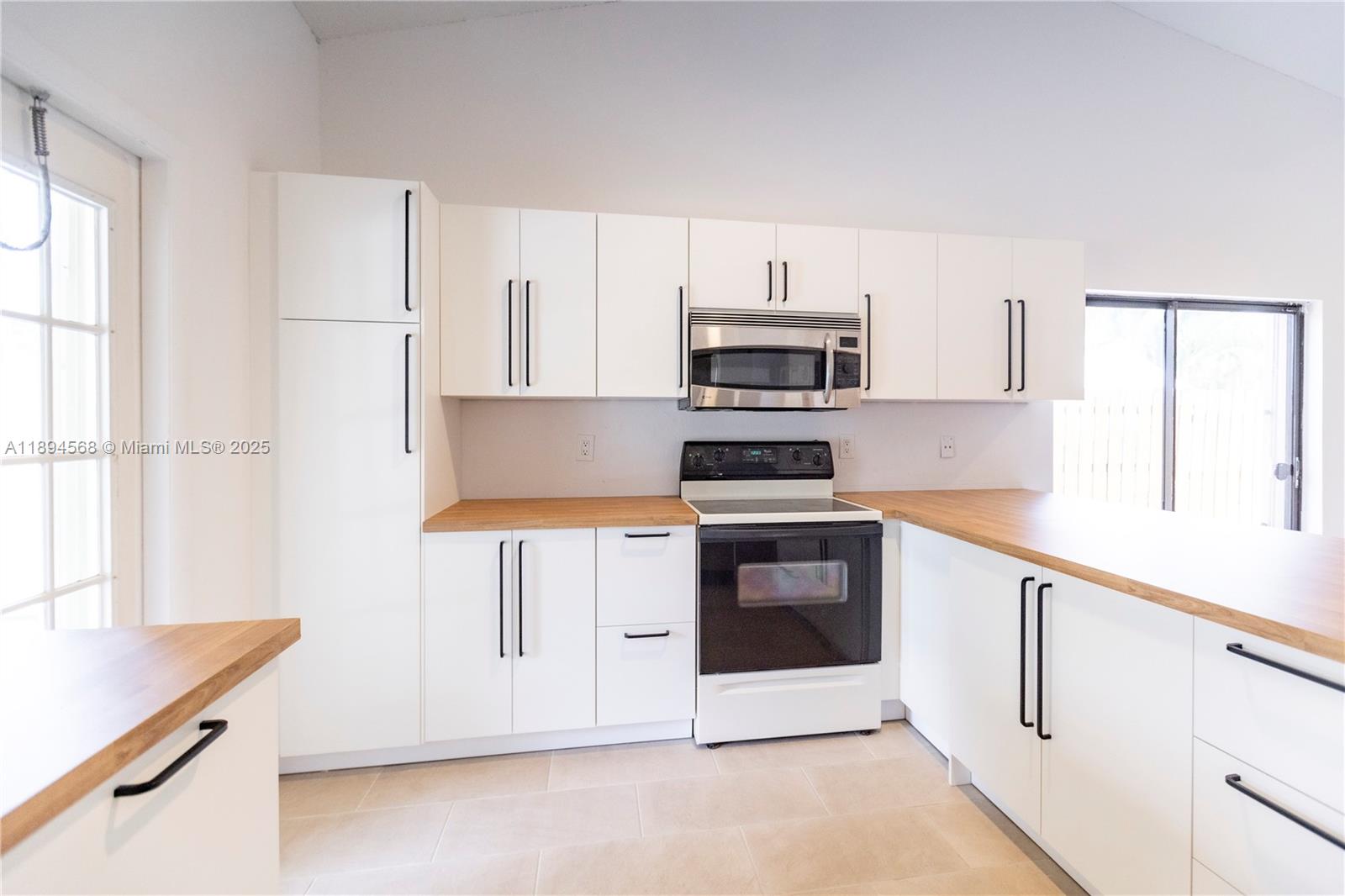 COUNTRY ADDRESS - Residential Lease