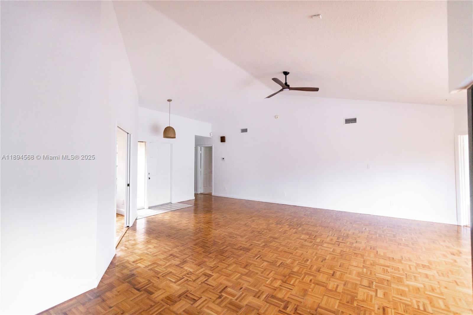 COUNTRY ADDRESS - Residential Lease