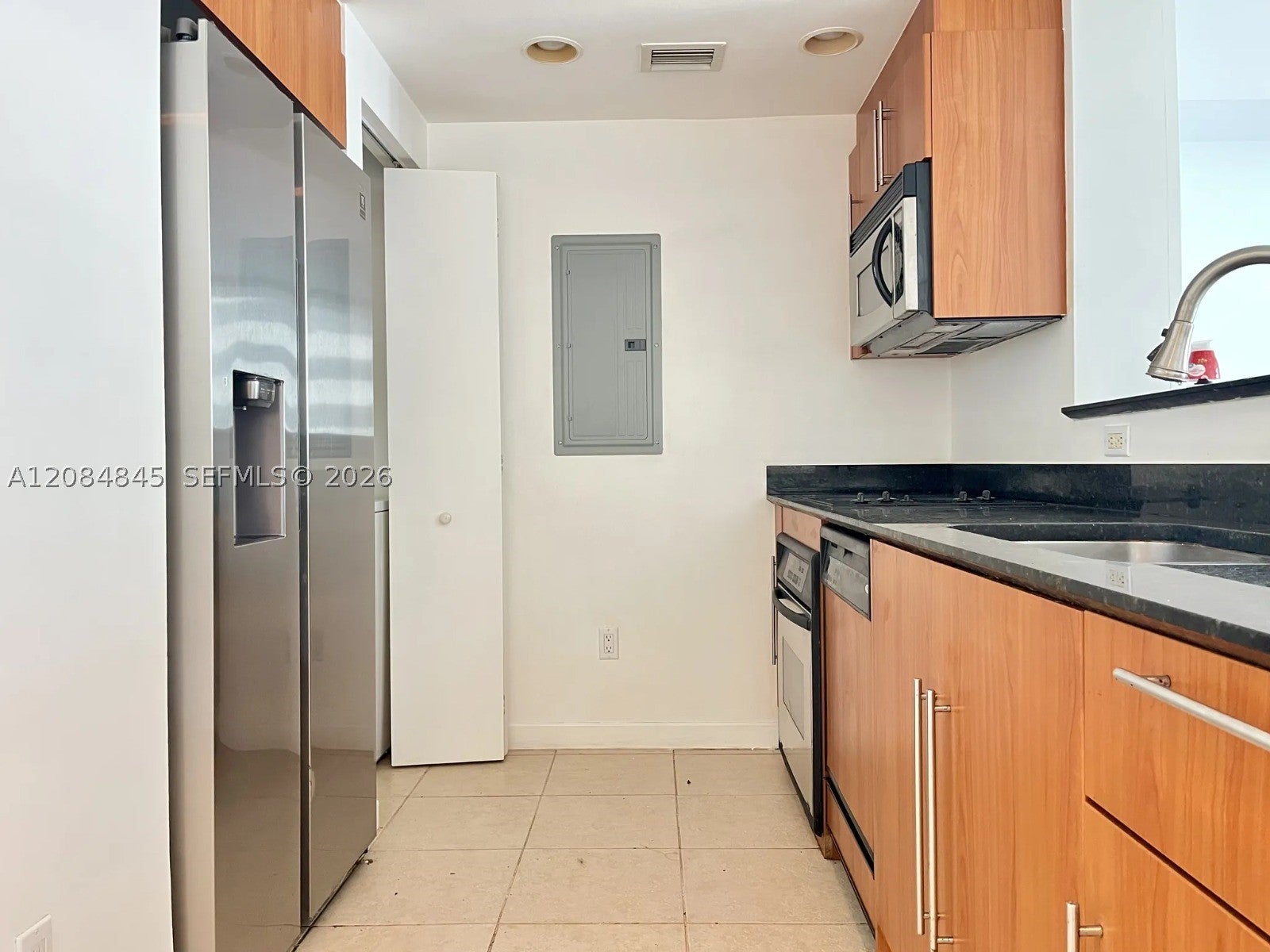 335 S Biscayne Blvd 2506