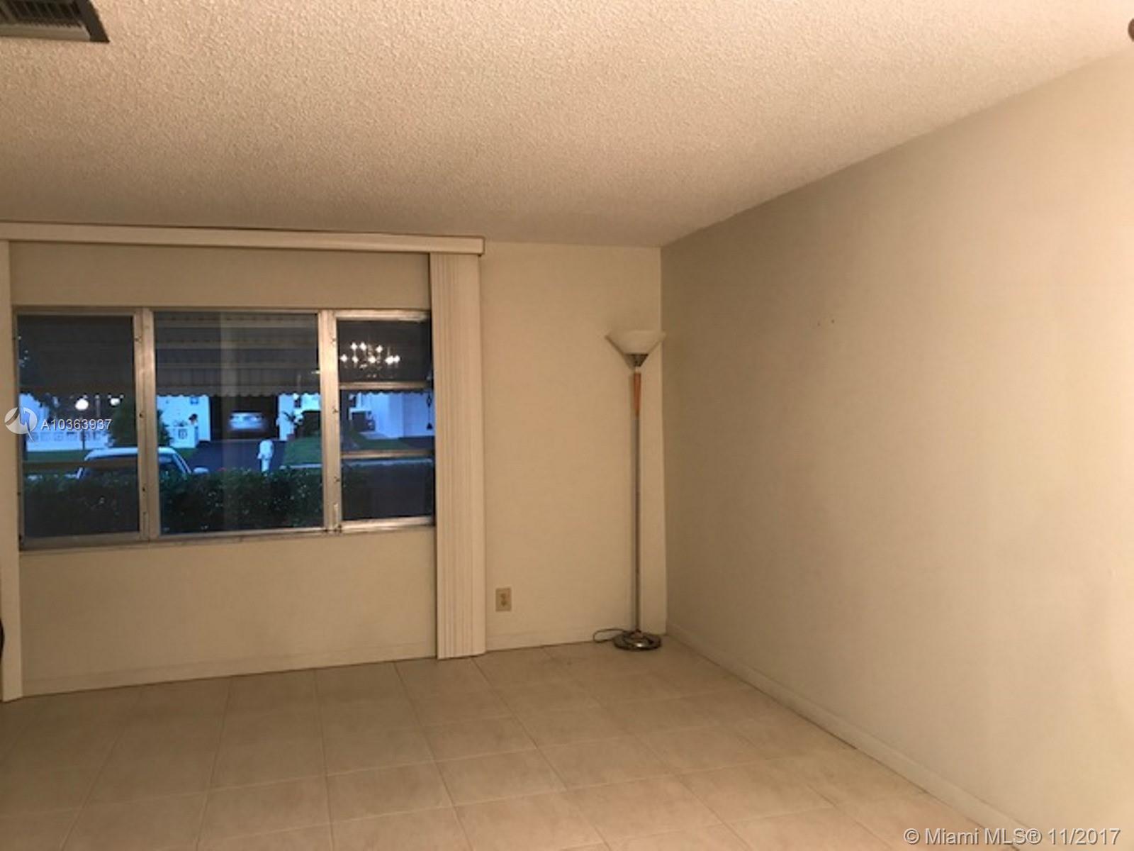 LAUDERDALE WEST 2 SEC - Residential