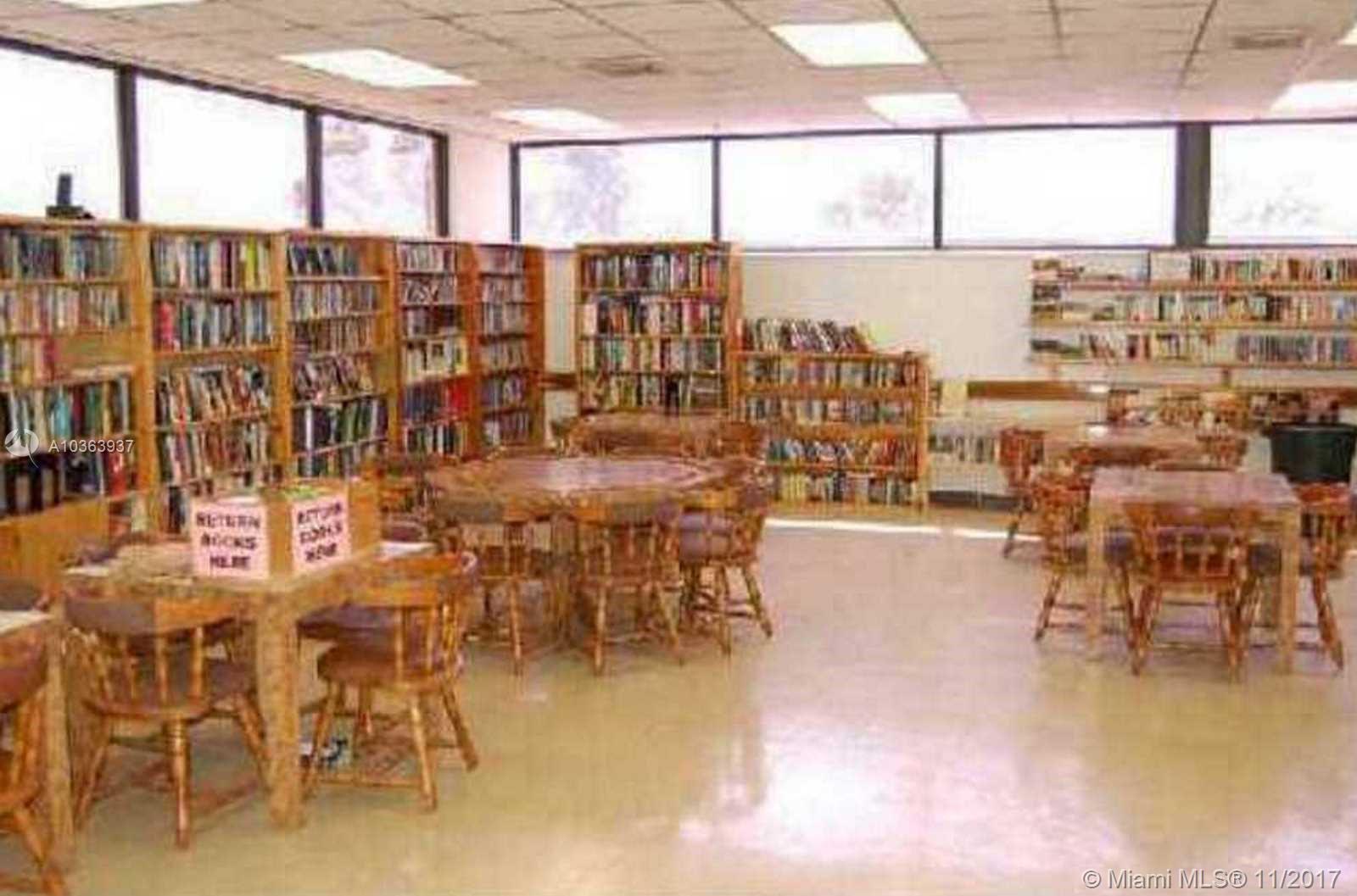 LAUDERDALE WEST 2 SEC - Residential
