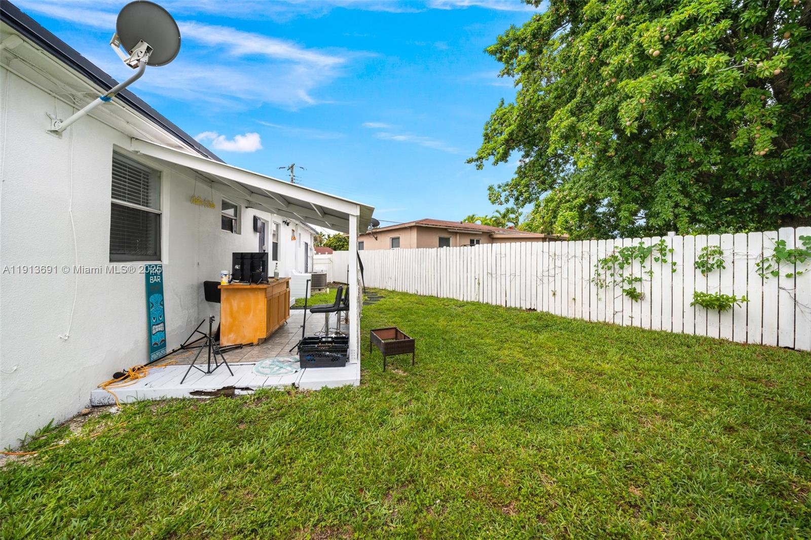 SUNSET PARK NO 2 - Residential Lease