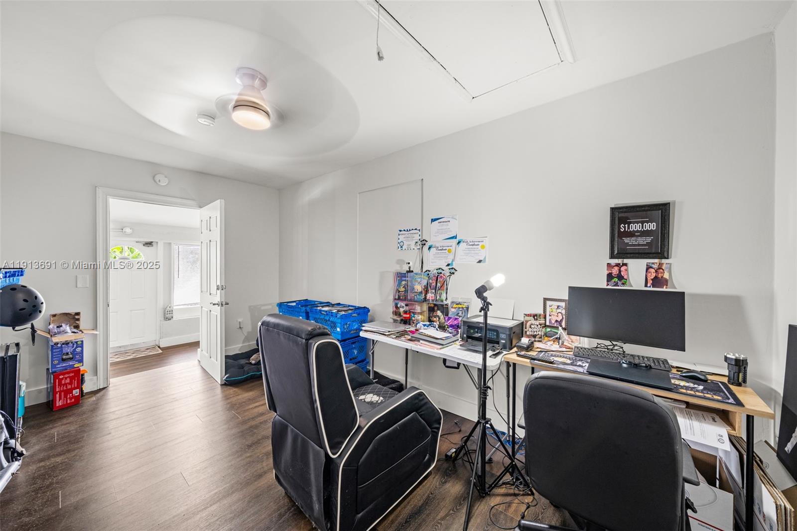 SUNSET PARK NO 2 - Residential Lease