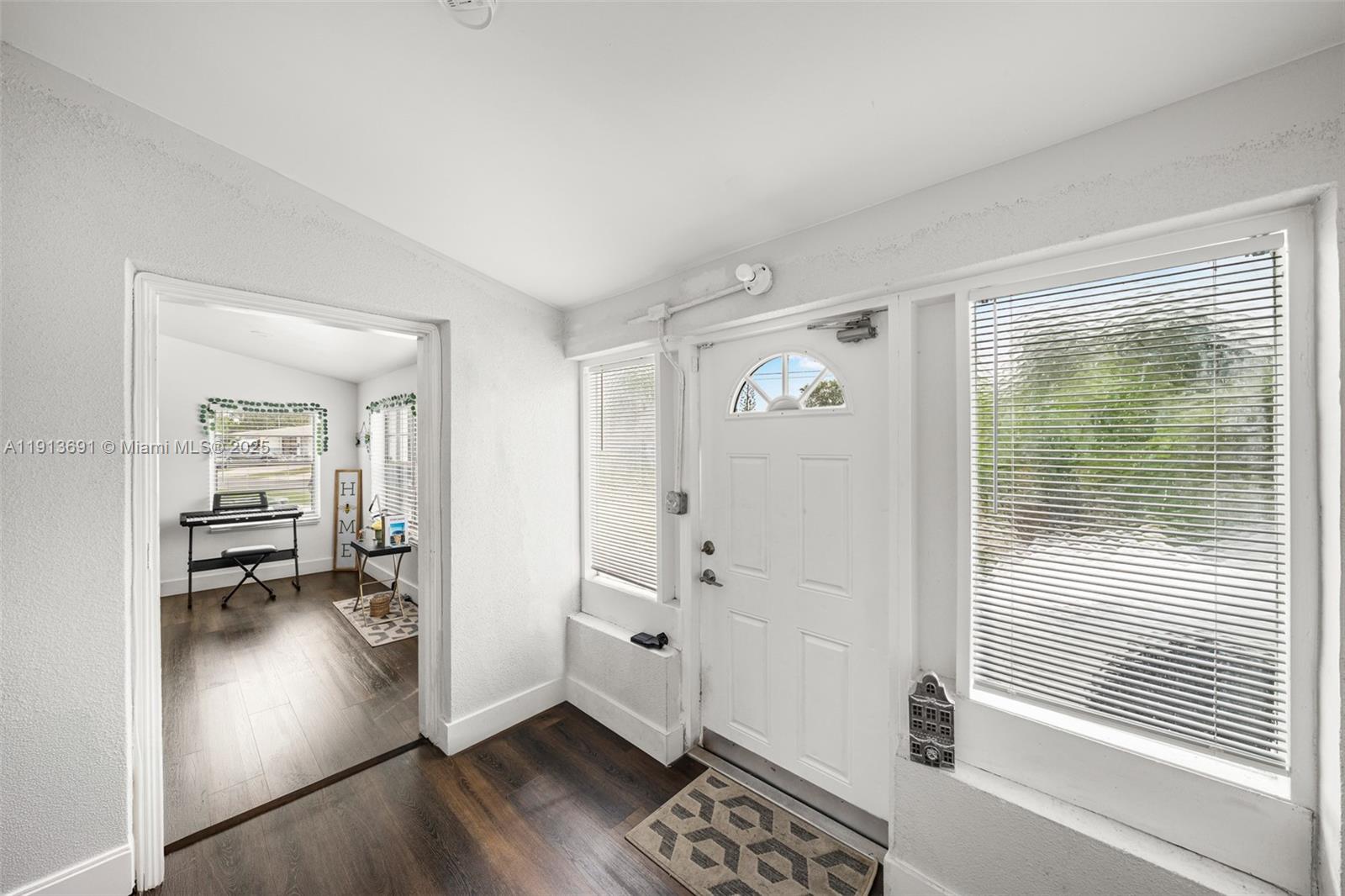 SUNSET PARK NO 2 - Residential Lease