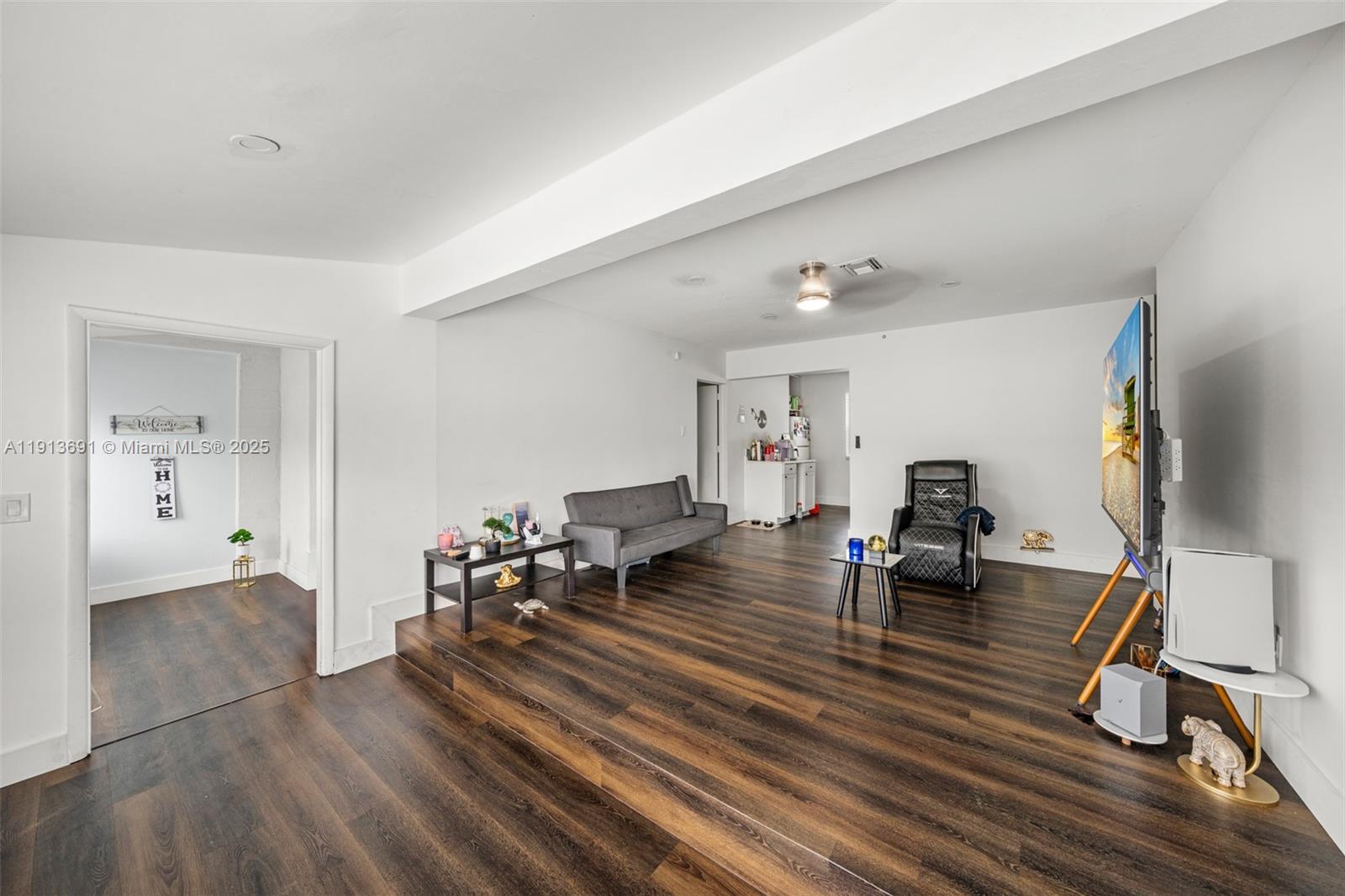 SUNSET PARK NO 2 - Residential Lease