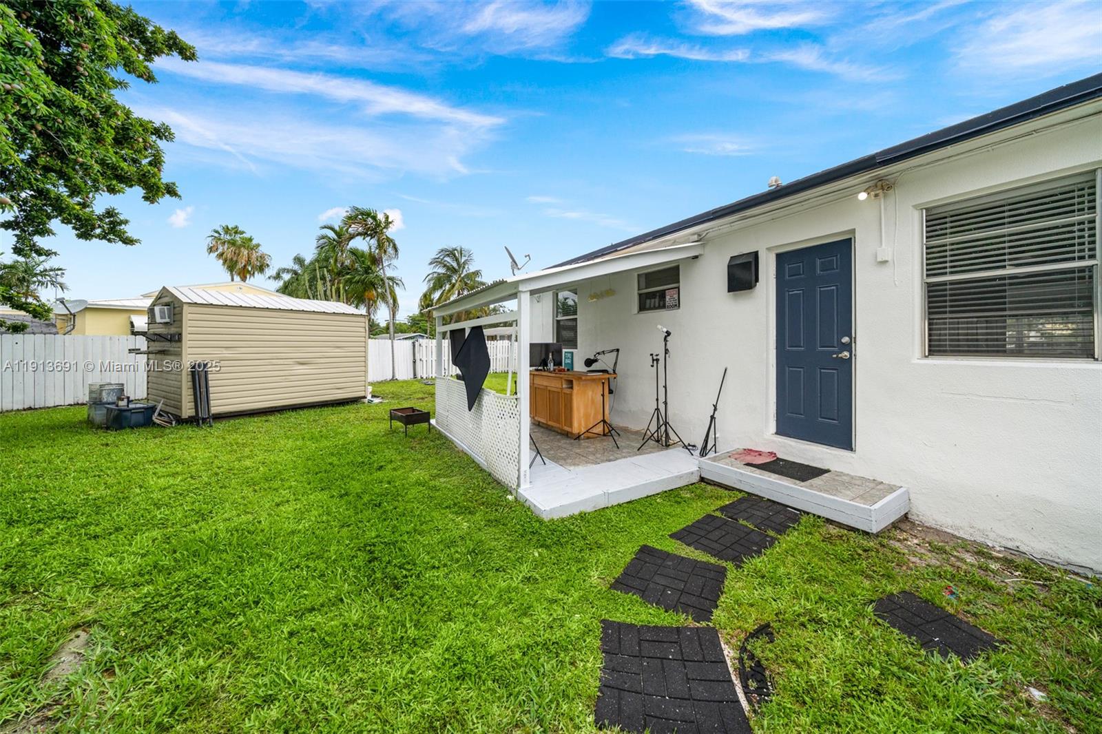 SUNSET PARK NO 2 - Residential Lease