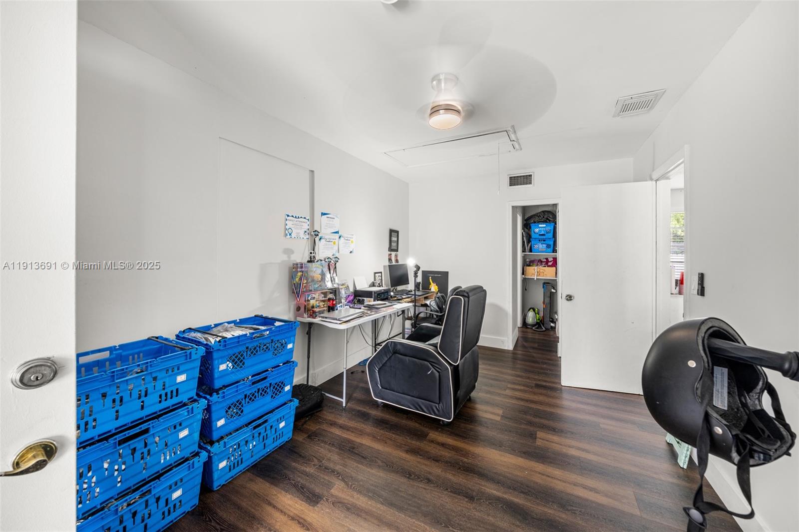 SUNSET PARK NO 2 - Residential Lease