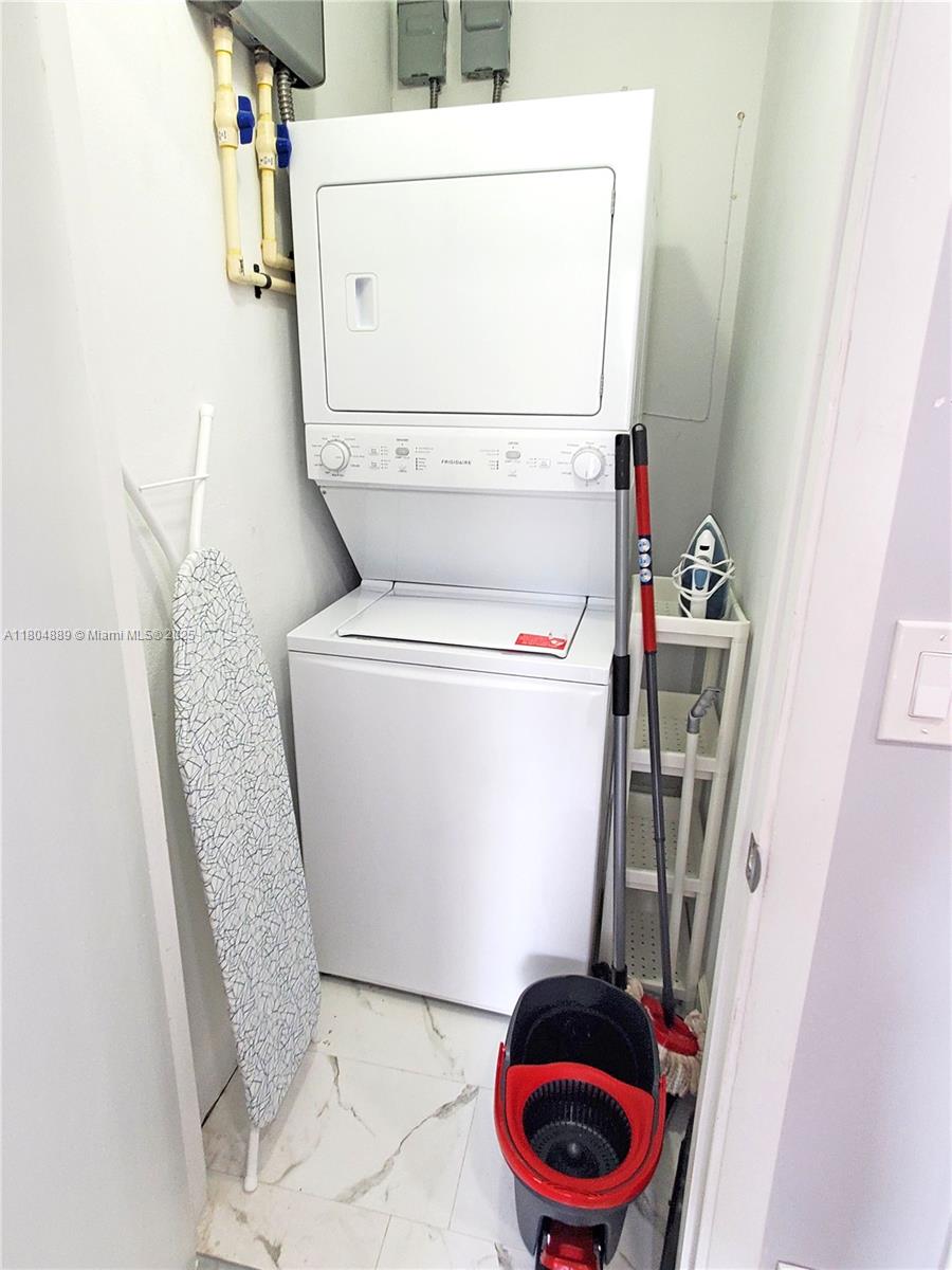 GREYNOLDS HIGHLANDS - Residential Lease