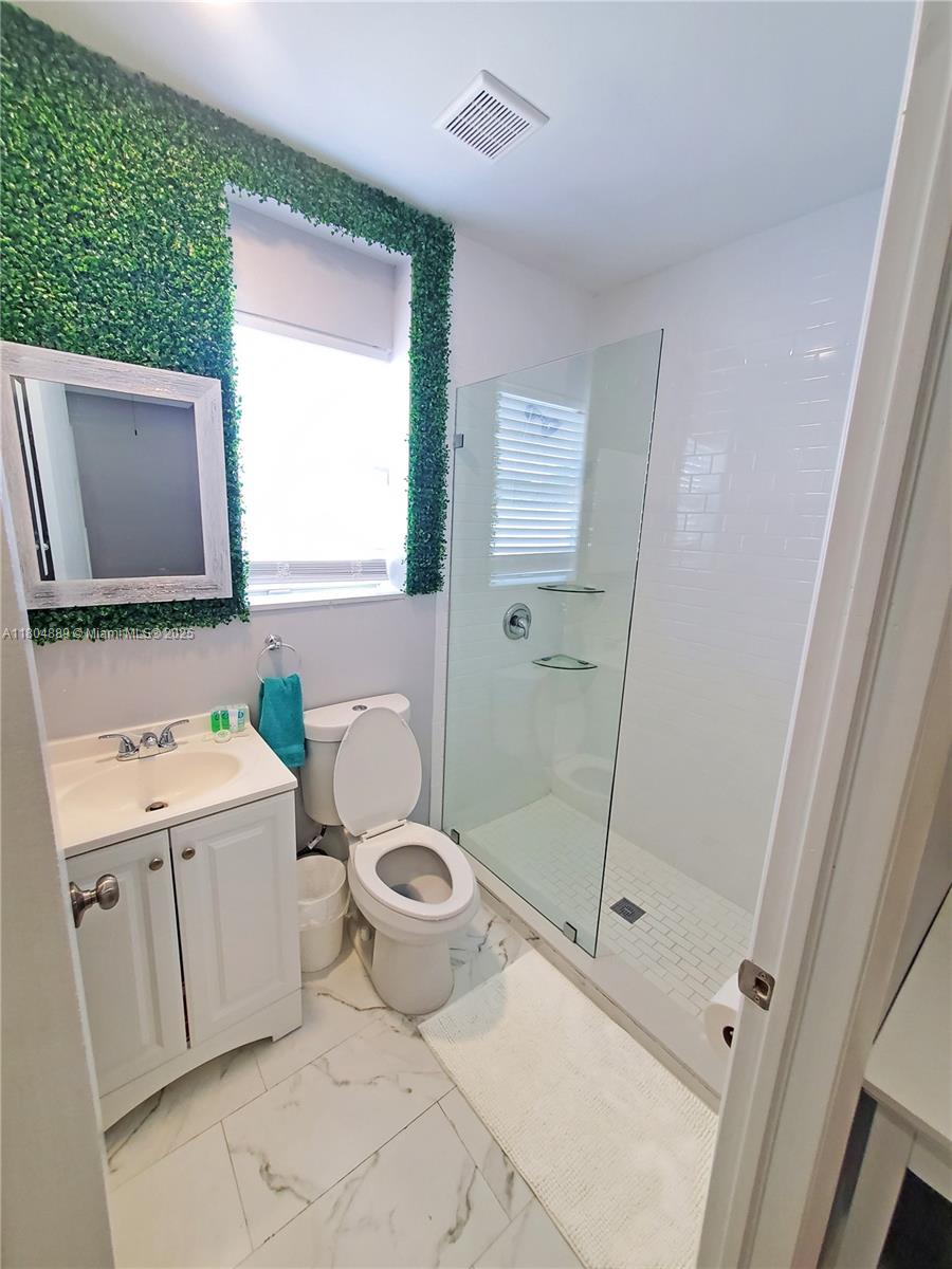 GREYNOLDS HIGHLANDS - Residential Lease
