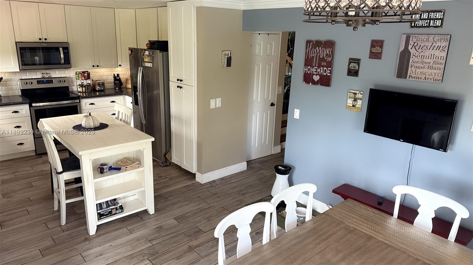 VILLAGES OF HILLSBORO - Residential