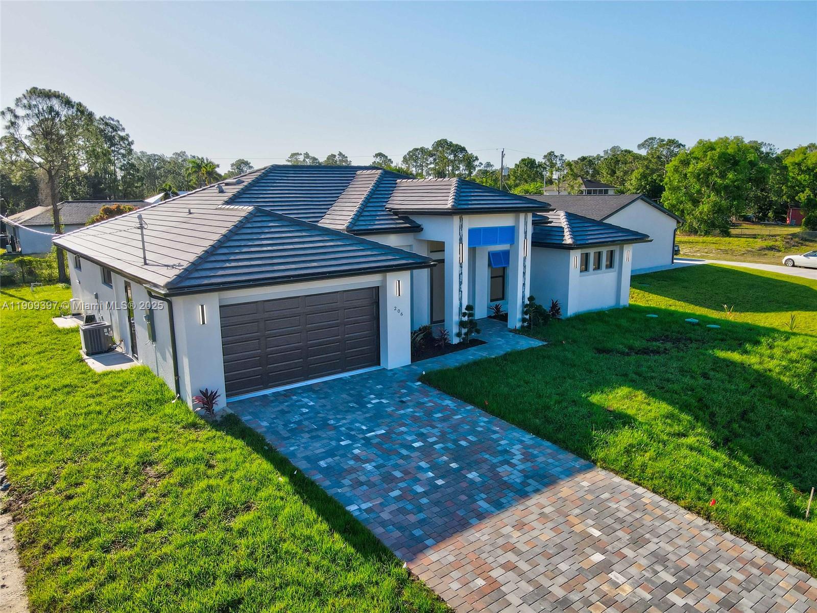 LEHIGH ACRES - Residential