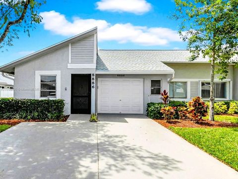 8886 Windtree St Boca Raton FL 33496