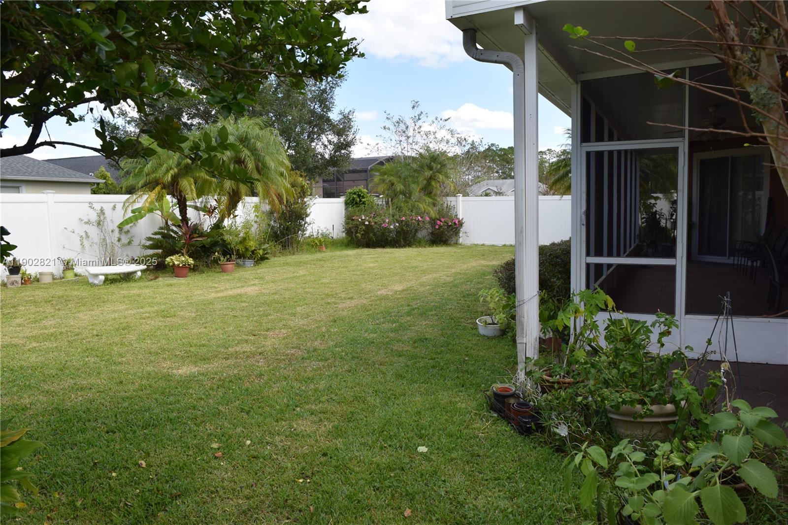 CYPRESS LAKES - Residential