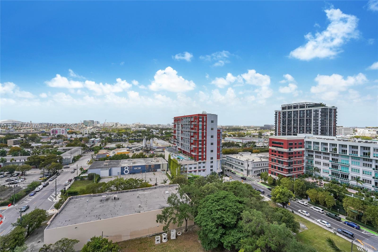 CANVAS CONDO - Residential