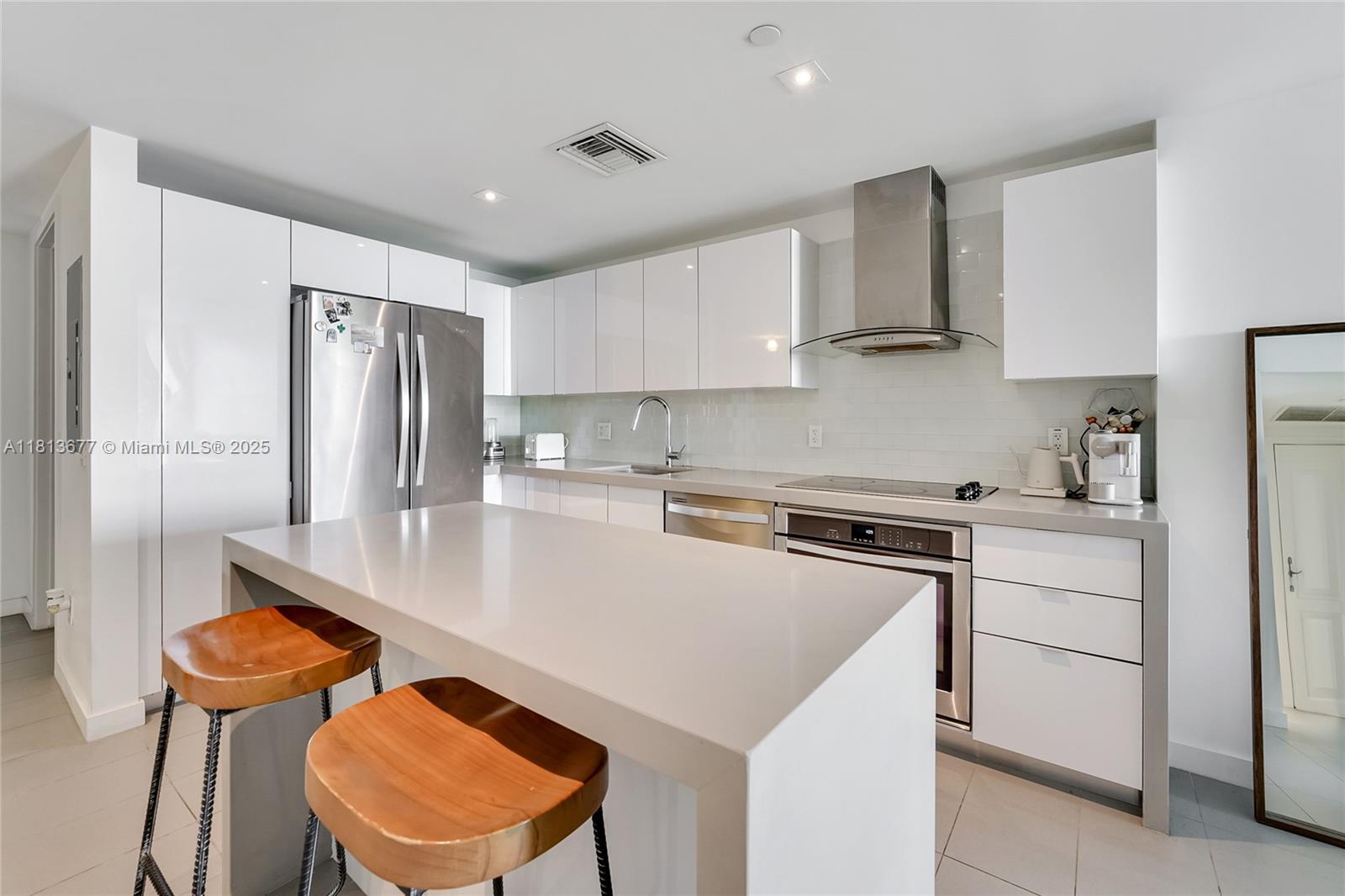 1600 NE 1st Ave 1112