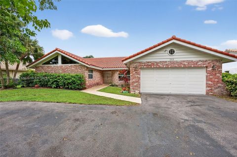 Photo of 383 NW 113th Ave, Coral Springs, FL 33071 (MLS # A11874189)