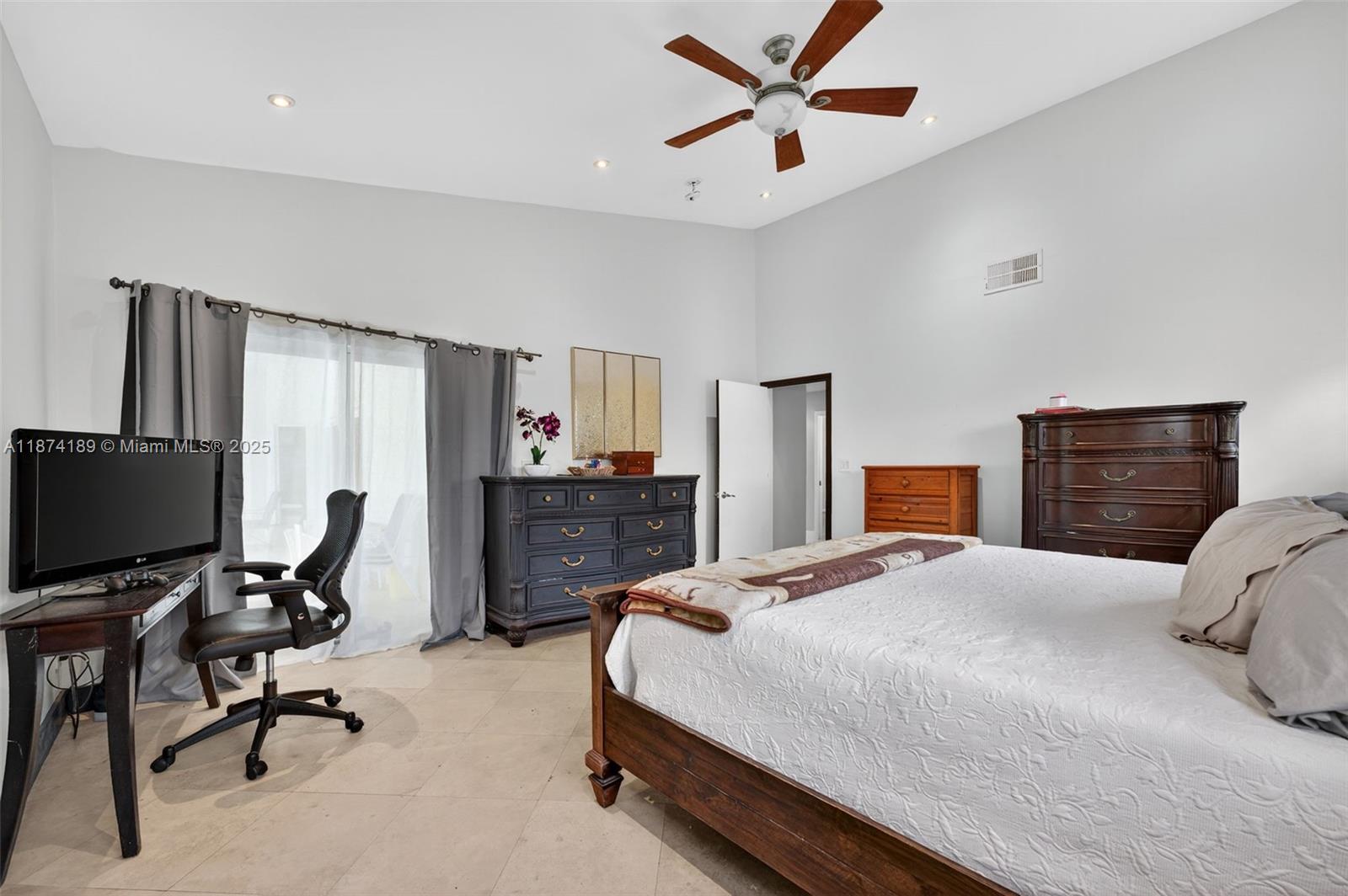 CYPRESS GLEN - Residential