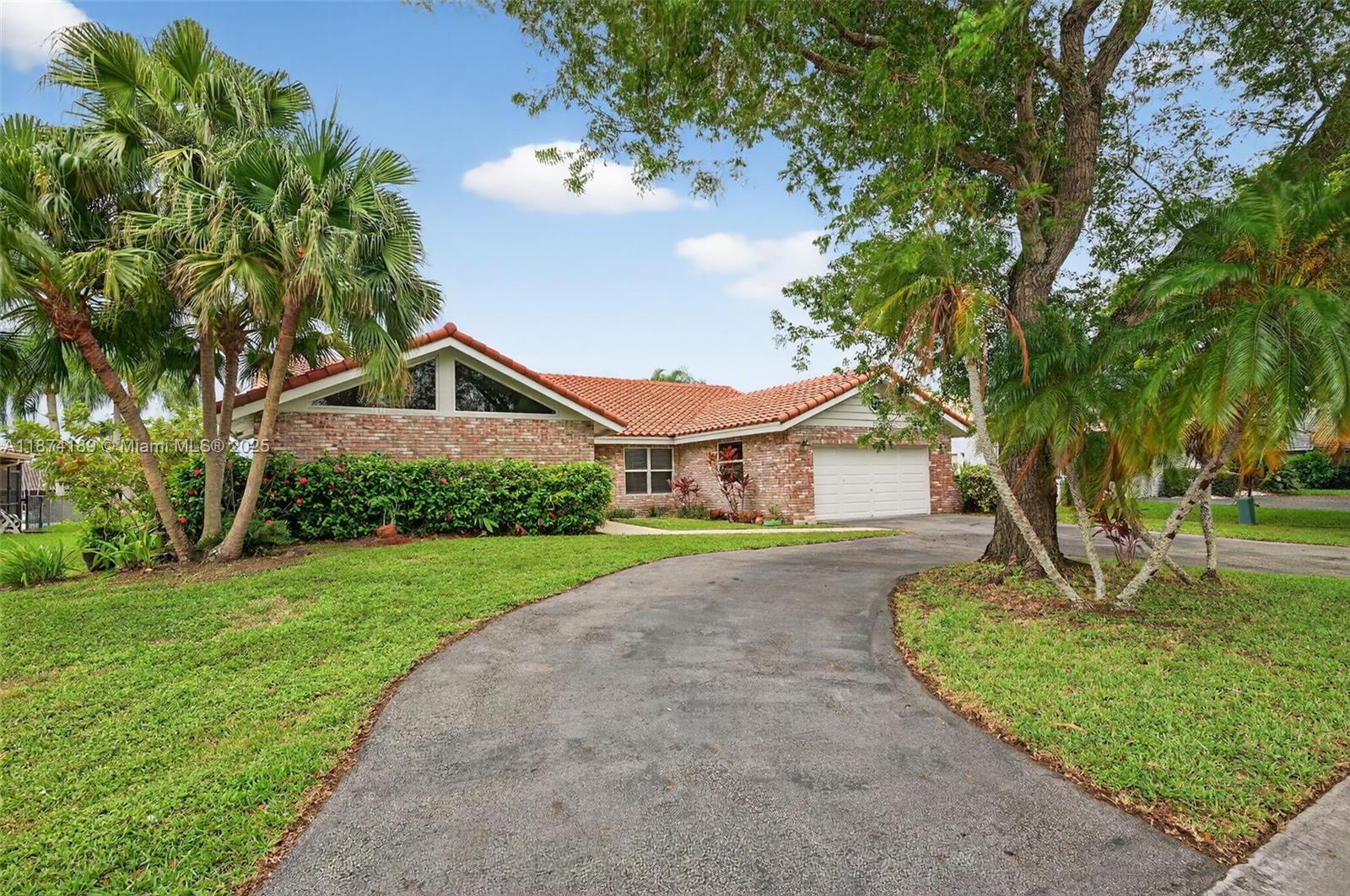 383 NW 113th Ave