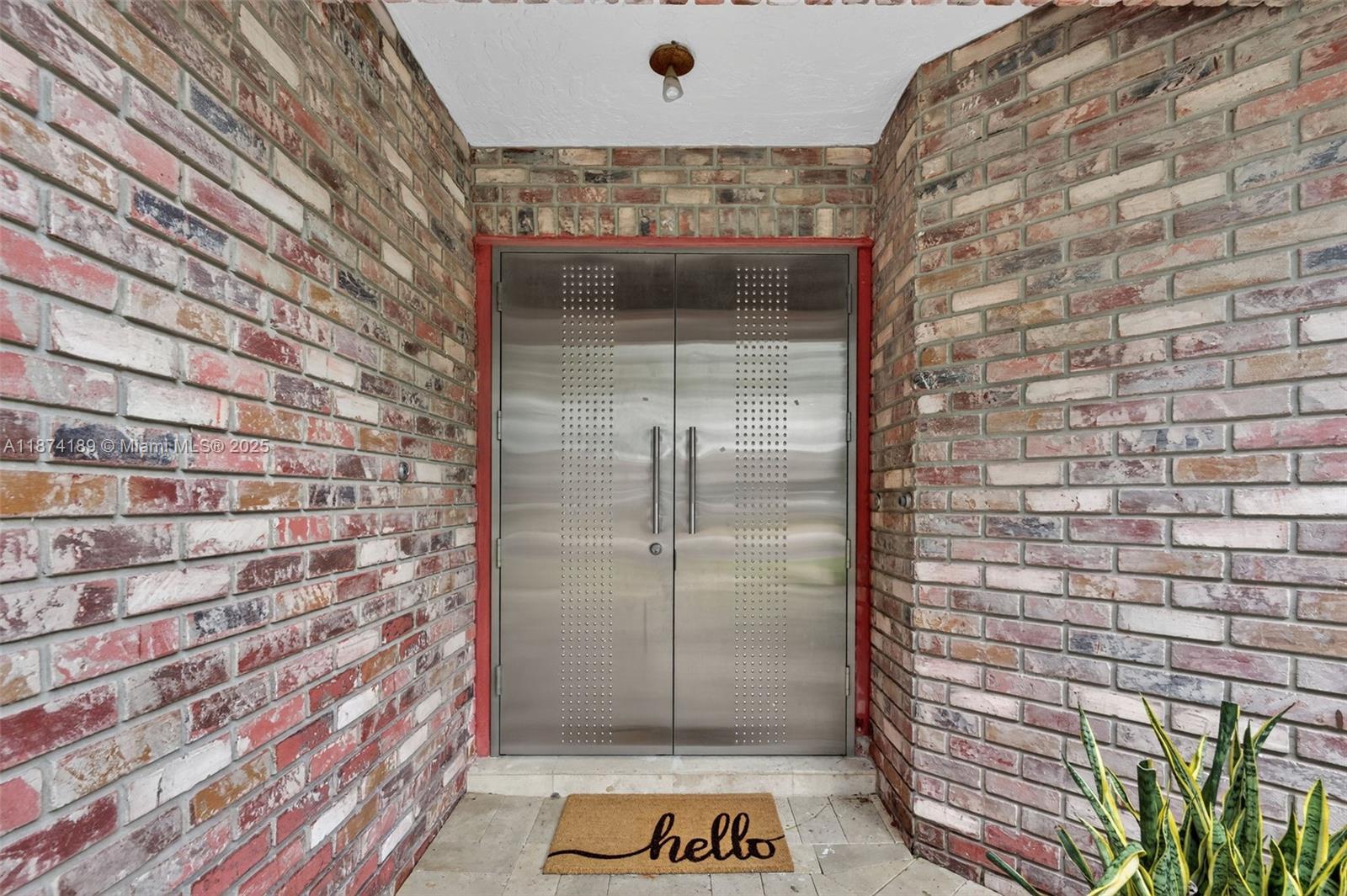 383 NW 113th Ave