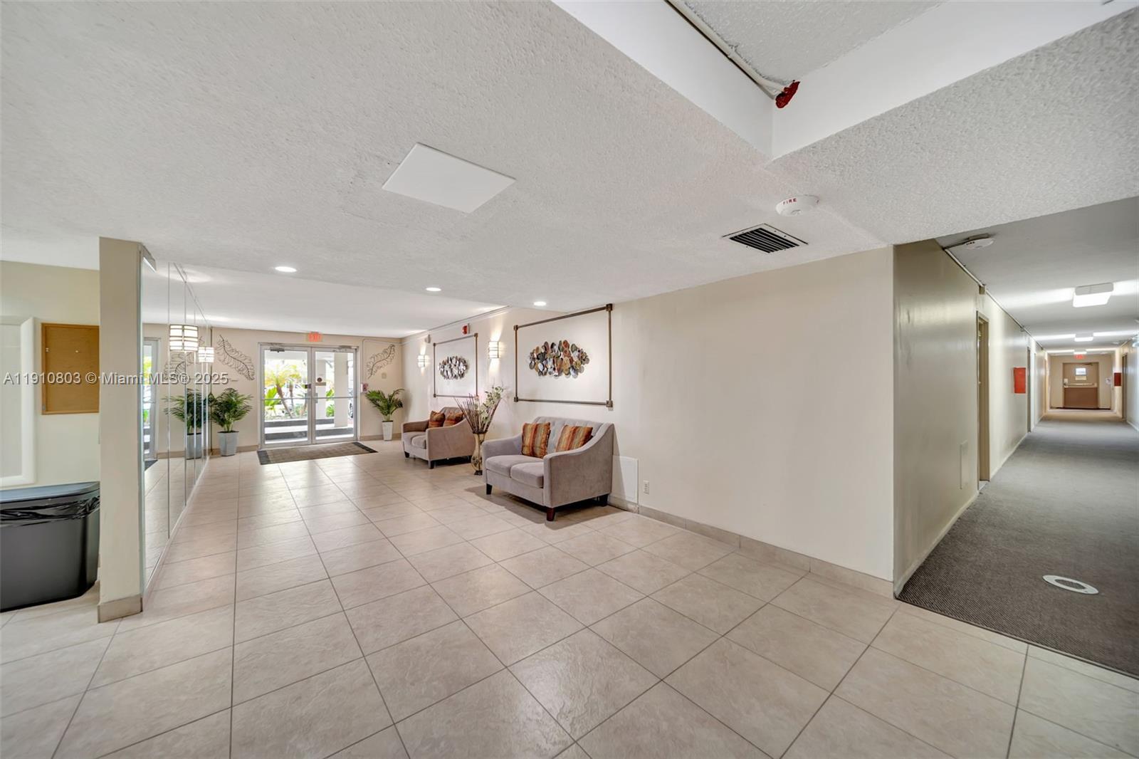 PLANTATION PLACE CONDO - Residential