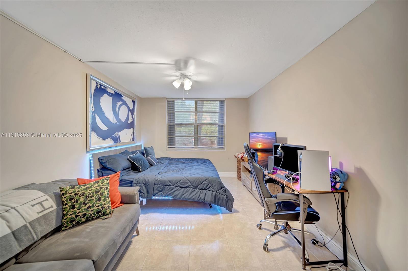 PLANTATION PLACE CONDO - Residential