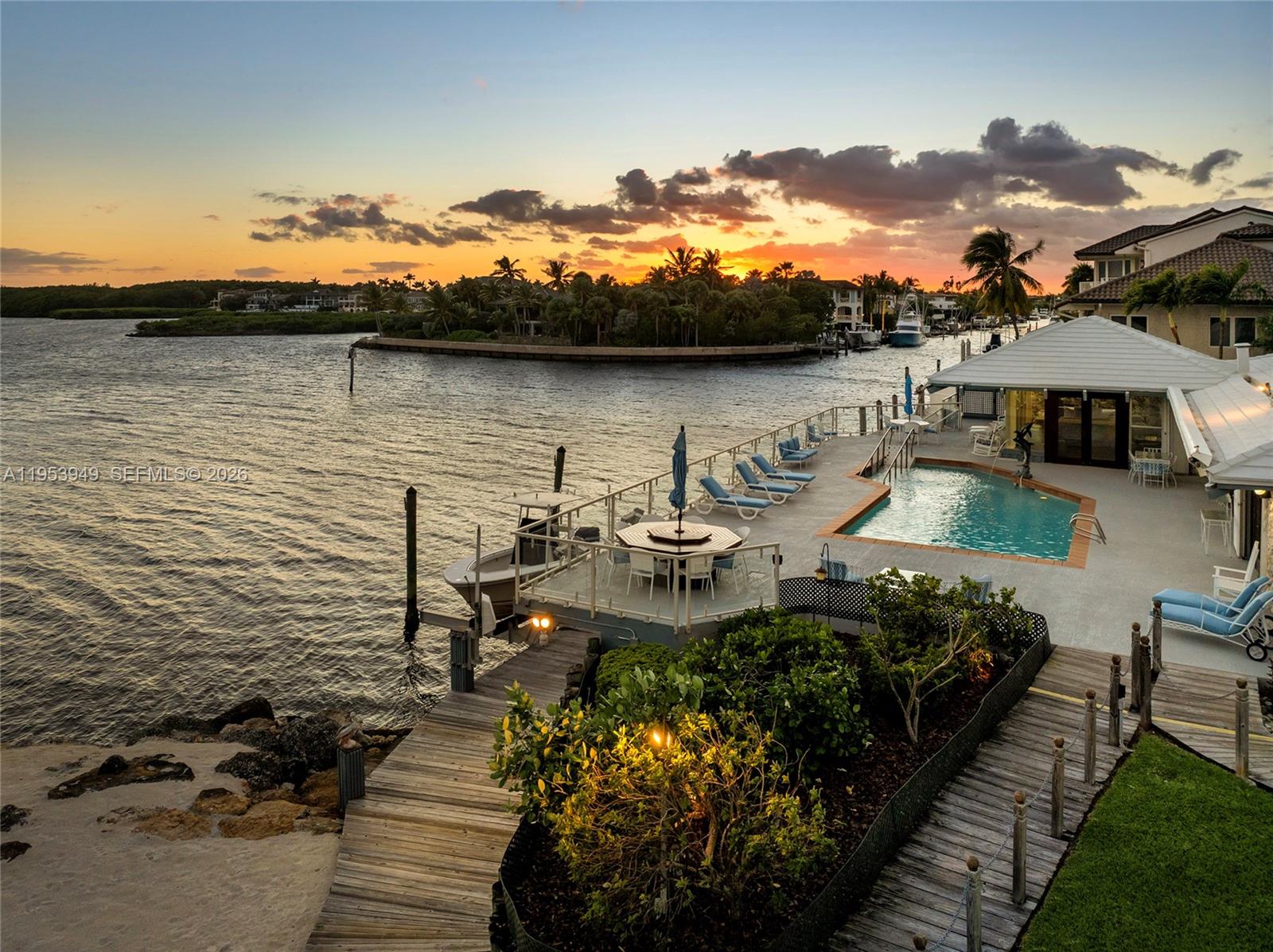 CORAL BAY SEC B - Residential