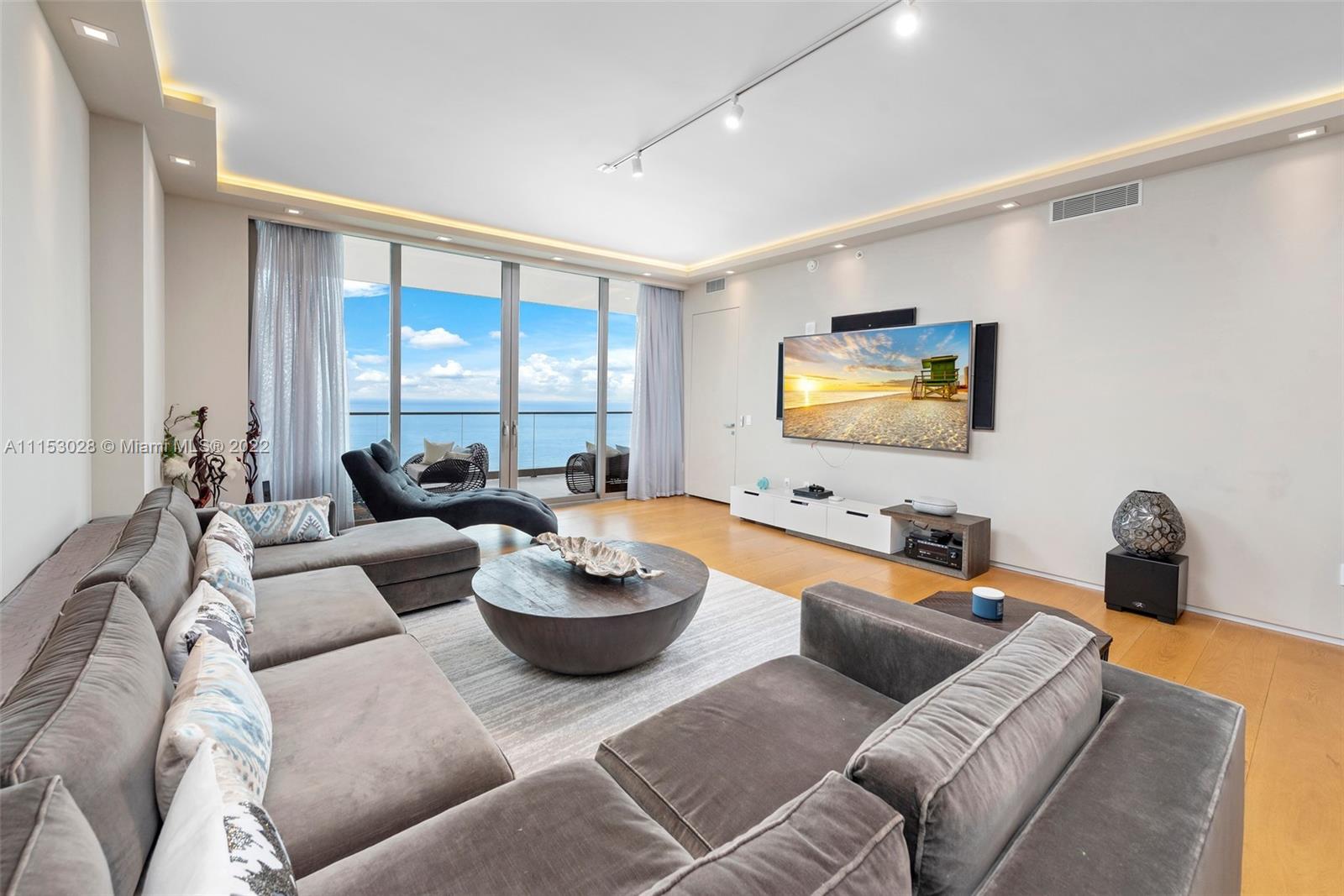 18975 COLLINS CONDO - Residential