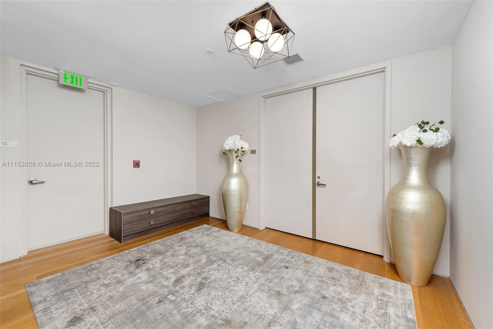 18975 COLLINS CONDO - Residential