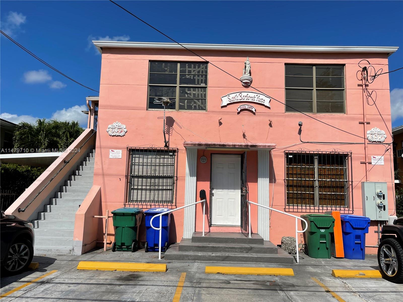 LOCATION LOCATION LOCATION, Great investor/ development opportunity in Miami's hottest growing area. Currently zoned T5-L 7,500 sq./lot, facing one of the busiest streets in Miami. Able to do retail, mixes use, res, up to 5 floors high, don't miss out on this opportunity. Existing structure must be DEMOED, being sold for land value so please do not ask about the building. THIS TYPE OF OPPORTUNITY IS VERY RARE, priced reduced for fast CASH SALE.