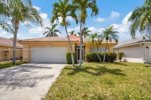 Property for Sale at 7029 Davit Cir, Lake Worth, Palm Beach County, Florida - Bedrooms: 3 
Bathrooms: 2  - $489,900